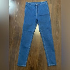 High waisted jeans no pocket back and front